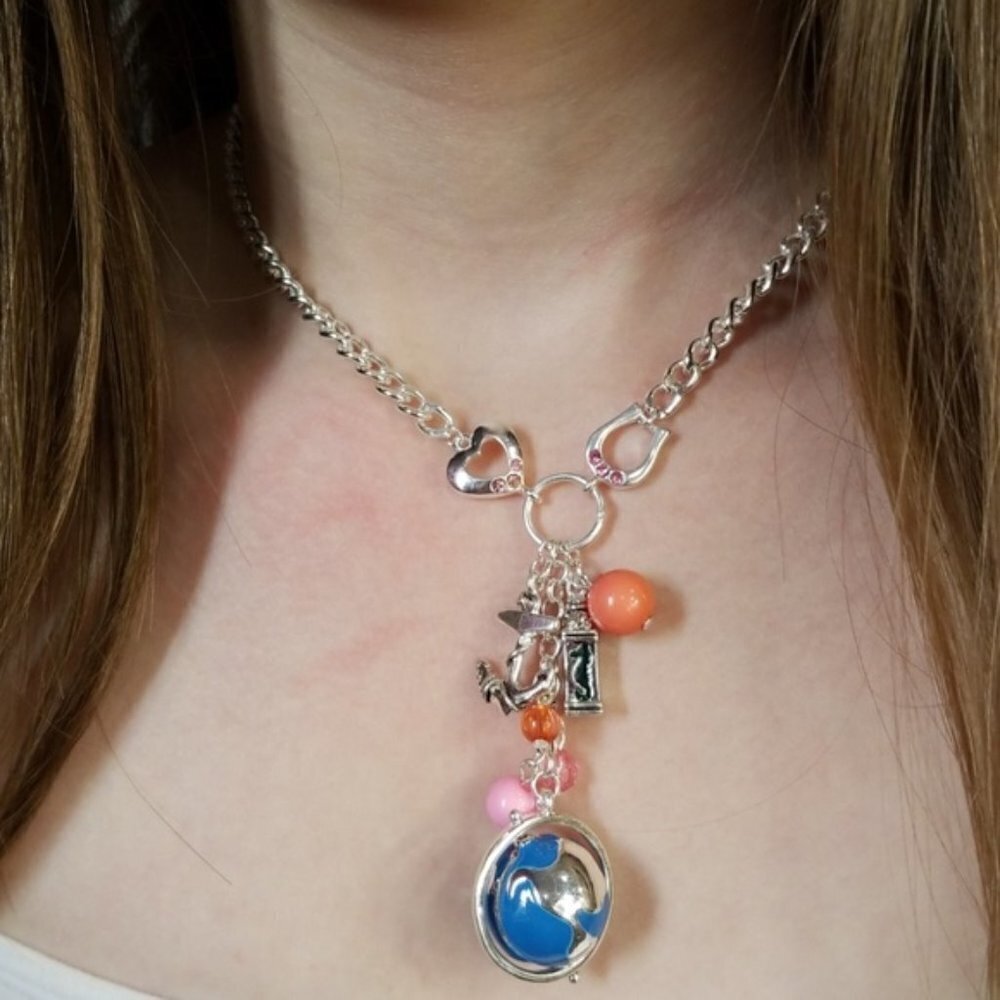 Multi pendant necklace